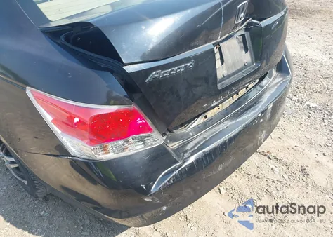 2010 Honda Accord 2.4 Lx z USA, uszkodzony, nr VIN 1HGCP2E37AA039947